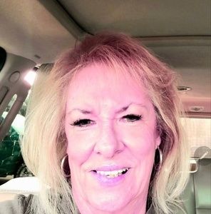 Meet your Posher, Pam